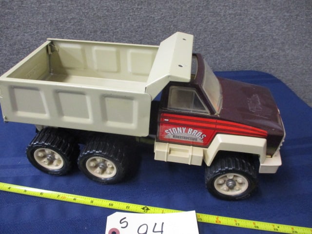 Tonka Stony Bros. Construction Truck (1 of 3)