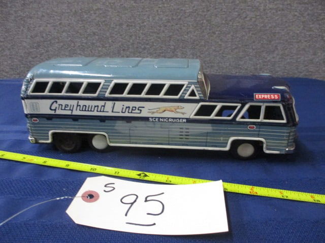 Tin Friction Greyhound Lines Bus (1 of 3)