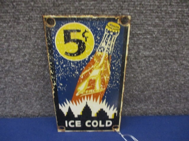 Porcelain Ice Cold Vernor's Sign: 4"W x 7"T