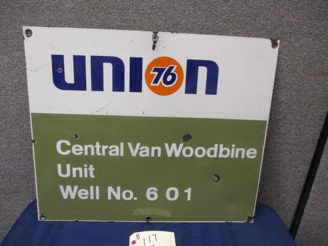 Porcelain Union 76 Well # Sign: 24"W x 20"T