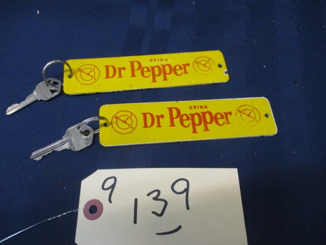 Porcelain Dr Pepper Key Holders (1 of 3)