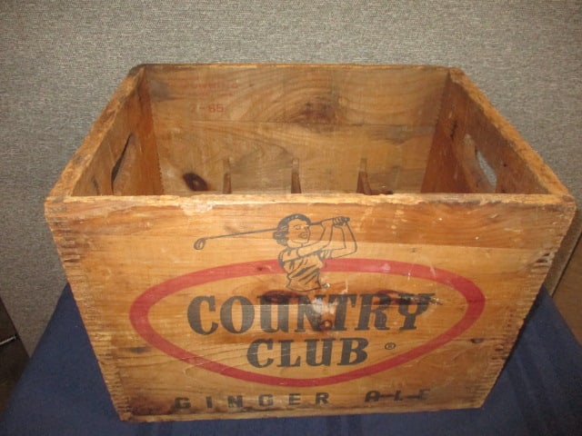 Wood Country Club Ginger Ale Case: 18"W x 12.5"T x 13"