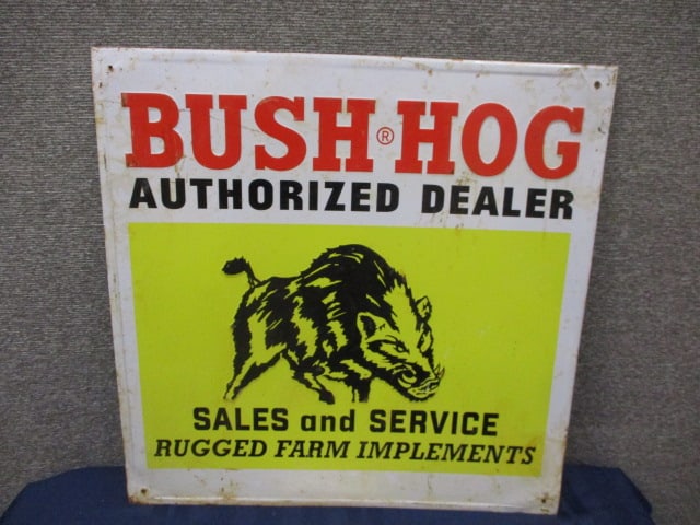 Bush Hog Dealer Sign: 20.25"W x 20.25"T