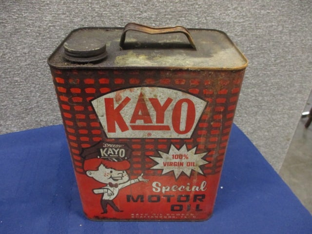 2Gal. Kayo Motor Oil Can (1 of 3)