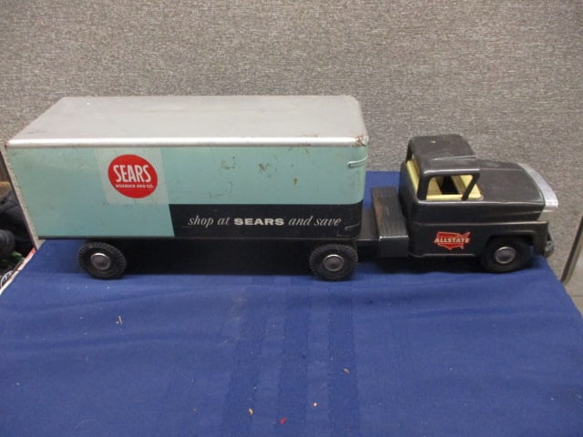 Tin Marx Sears Tractor Trailer (1 of 4)