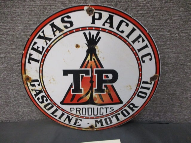 Porcelain Texas Pacific Pump Plaque (1 of 3)