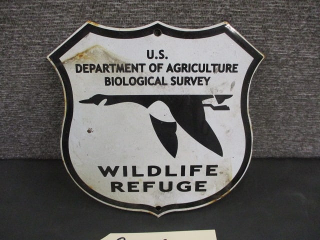 Porcelain Wildlife Refuge Sign: 8"W x 8"T