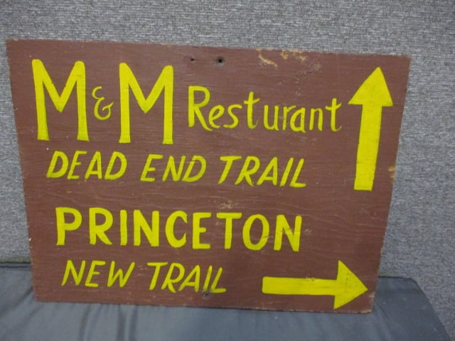 Plywood 2-sided M&M Restaurant Sign (1 of 2)