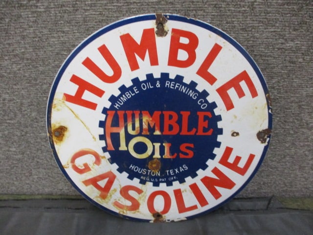 Porcelain Humble Gasoline Pump Plaque (1 of 3)