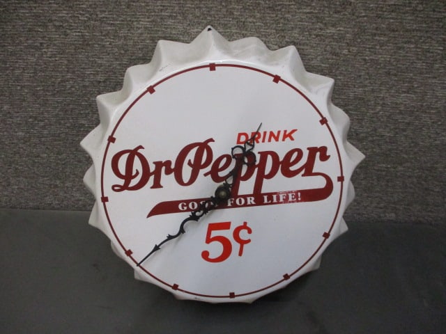 Aluminum Dr Pepper Bottle Cap Clock: 11.5"W x 11.5"T