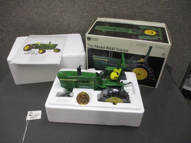 Precision John Deere 4000 Tractor (1 of 3)