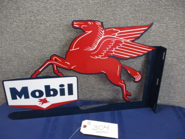 Powder Coat Mobil Pegasus Flange Sign: 20.5"W x 12.5"T