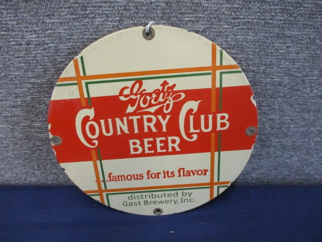 Porcelain Goetz Country Club Beer Sign: 8"w x 8"t