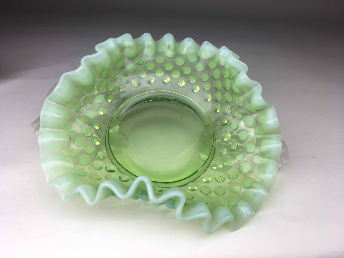 Fenton Hob Nail Plate (1 of 2)