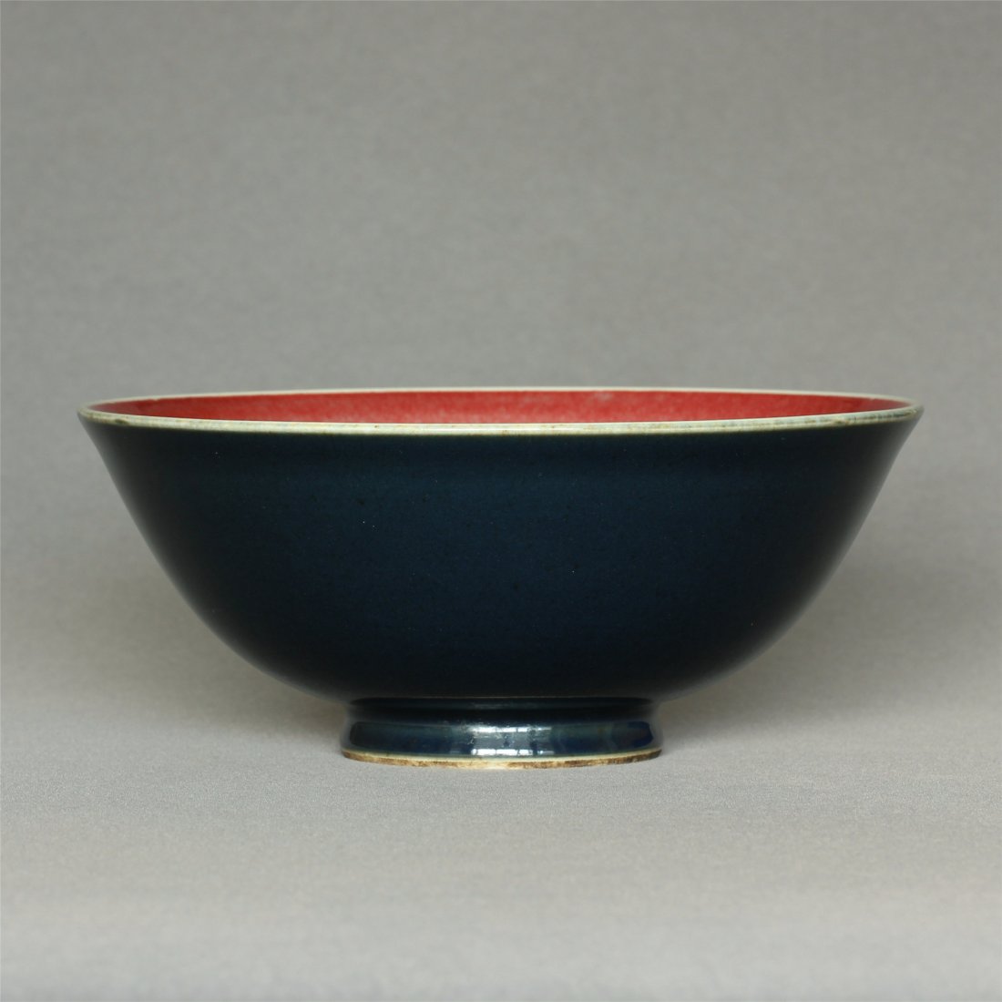 Blue & Red-Glaze Bowl. (1 of 10)