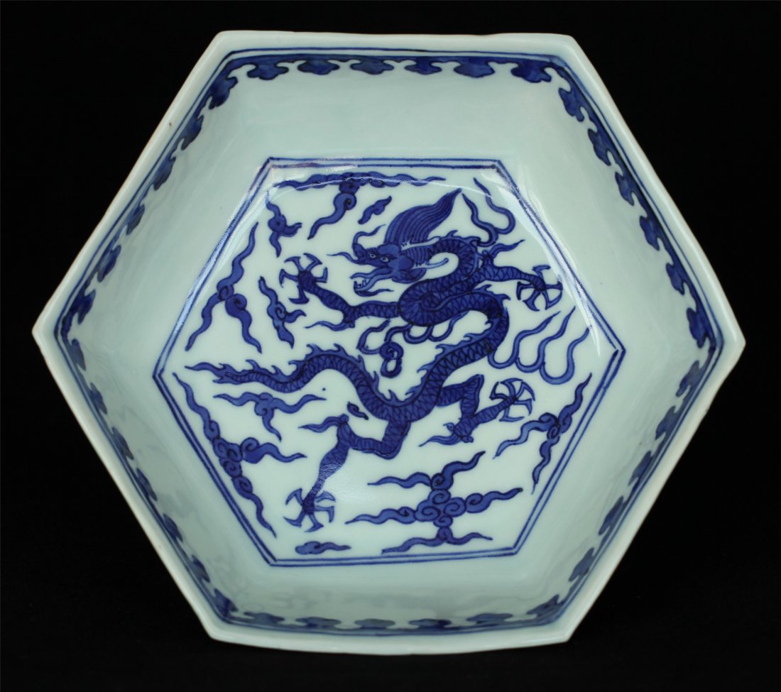 Blue and white & color porcelain plate of Ming Dynasty: Blue and white & color porcelain plate of Ming Dynasty JiaJing mark . Measure(inch), Height: 2-1/8, Diameter:7 .