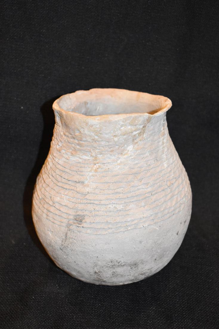 Nice SW USA pottery Vessel, Likely New Mexico or (1 of 3)