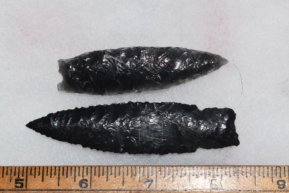 2 California Obsidian Arrowheads (1 of 1)