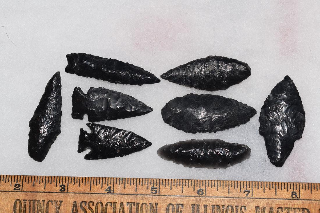 8 California Obsidian Arrowheads: 8 California Obsidian Arrowheads