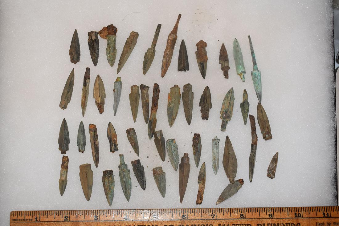 lot of 45 Bronze Age Roman Arrowheads (1 of 1)