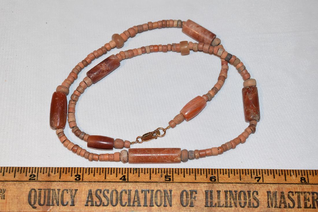 Early Prehistoric Bead Necklace, Quartz, Tairona (1 of 1)