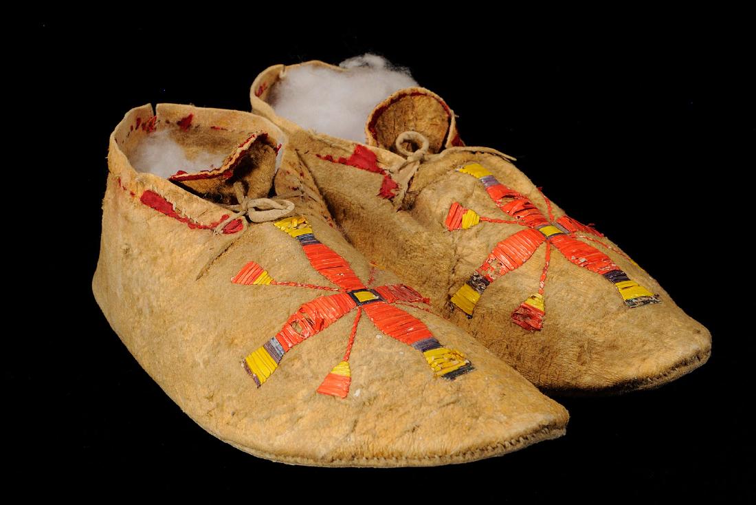 Quill / Beaded Historic Moccasins: Quill / Beaded Historic Moccasins