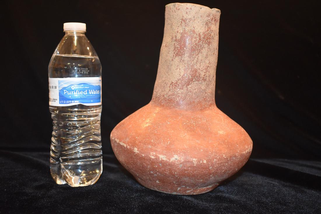 8 5/8" Tall Red Painted Long Neck Water Bottle, Edena (1 of 10)