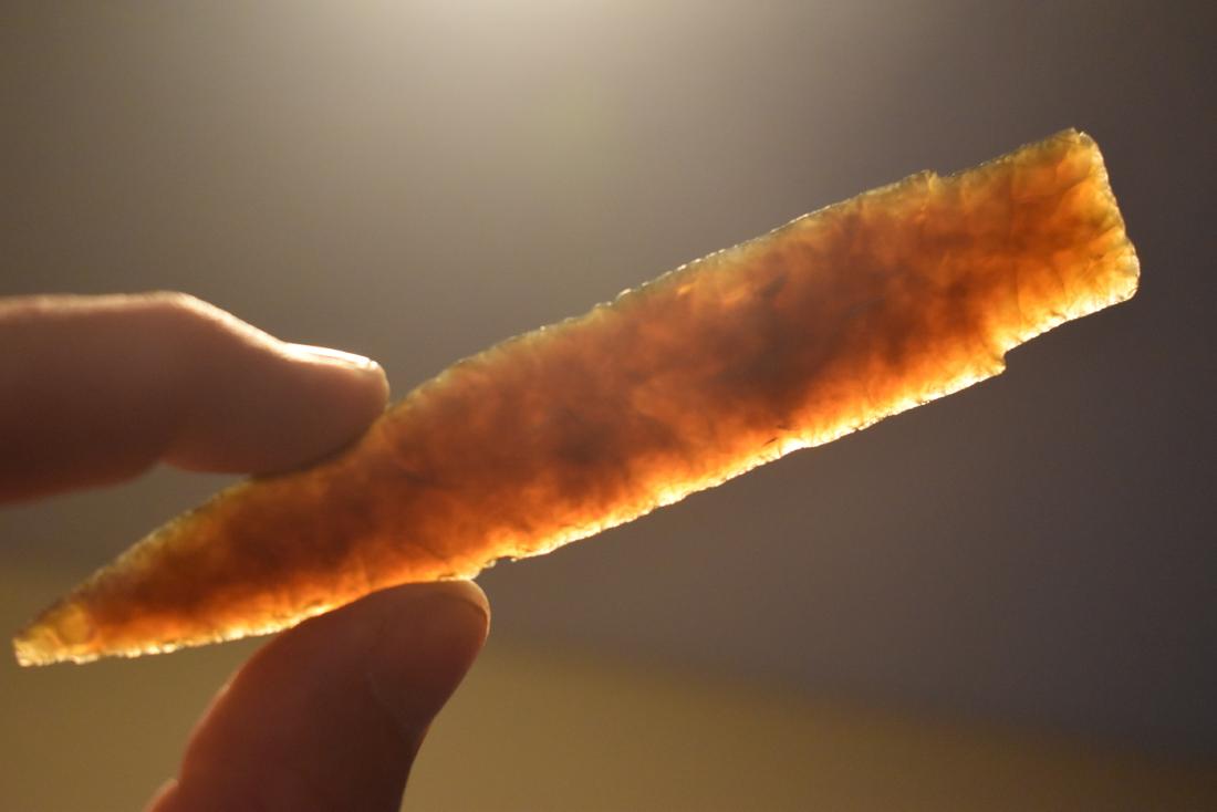 4 5/8" Knife River Flint Scottsbluff (1 of 3)