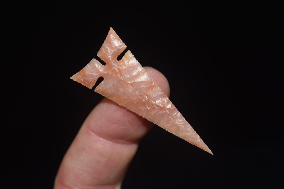 1 3/4" Extra Fine Western Arrowhead (1 of 2)