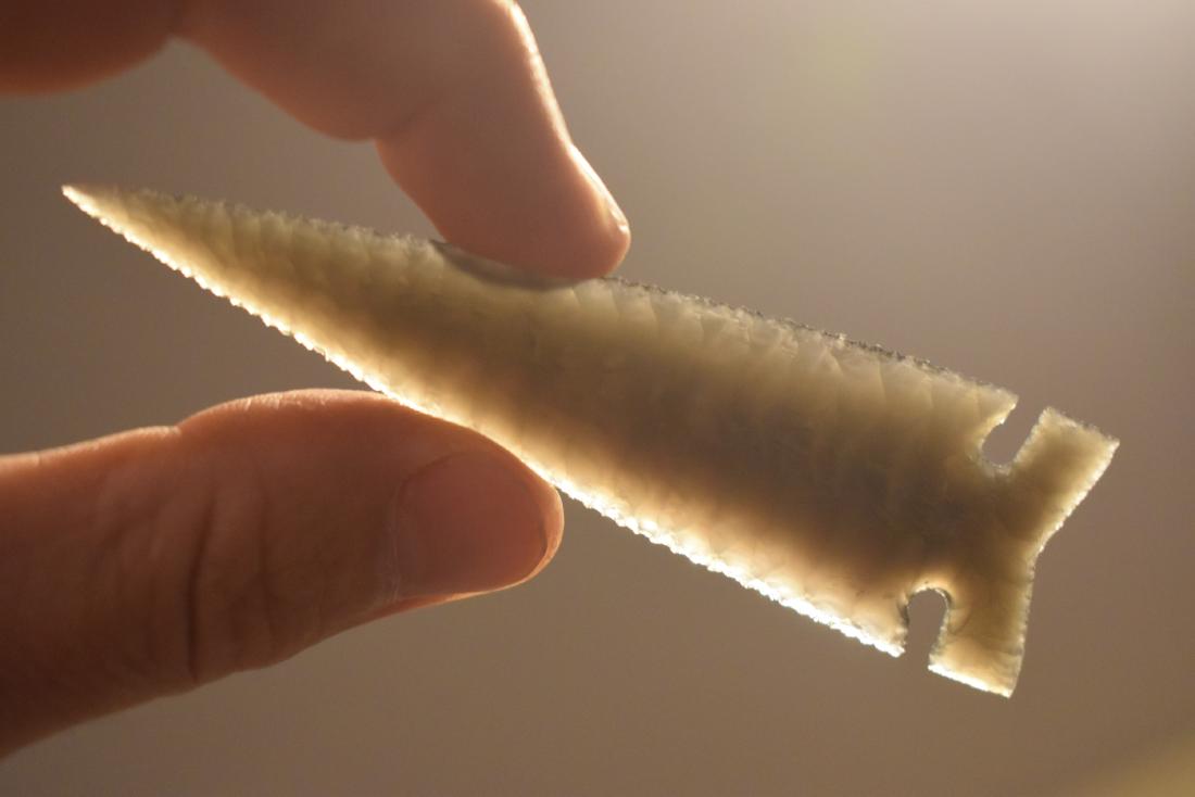 3 5/8" Iridescent Western Point (1 of 3)