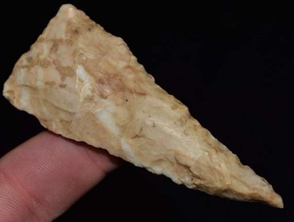 3 1/4" Kaolin Arrowhead, found by Jack Baker, Wayne Co, (1 of 8)