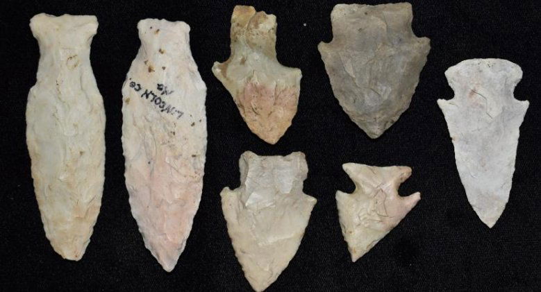 Lot of 7 Arrowheads, found by Jack Baker, Wayne Co, IL (1 of 5)