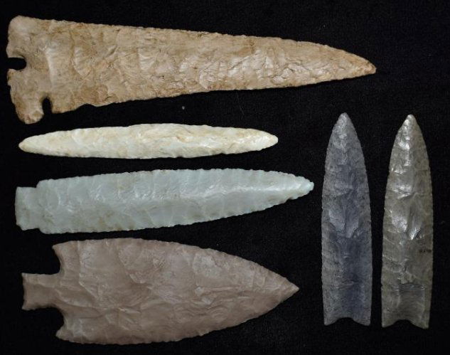 Lot of 6 Vintage Arrowhead Casts, EX Jack Baker, (1 of 5)