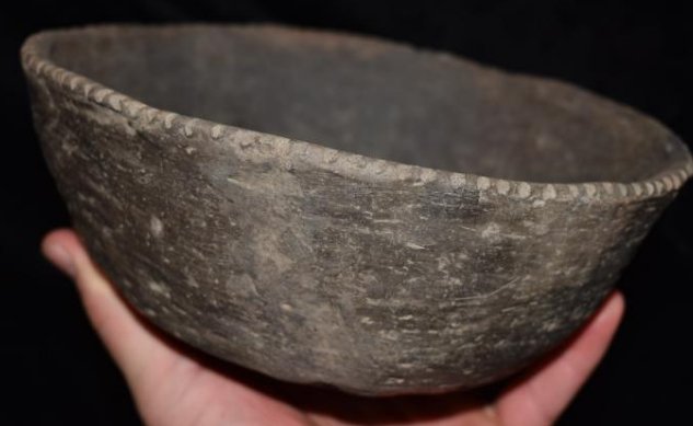 8" Diameter, Mississippian Pie Crust Rim Bowl, cracks: 8” Diameter, Mississippian Pie Crust Rim Bowl, cracks restored, Mississippi AR
