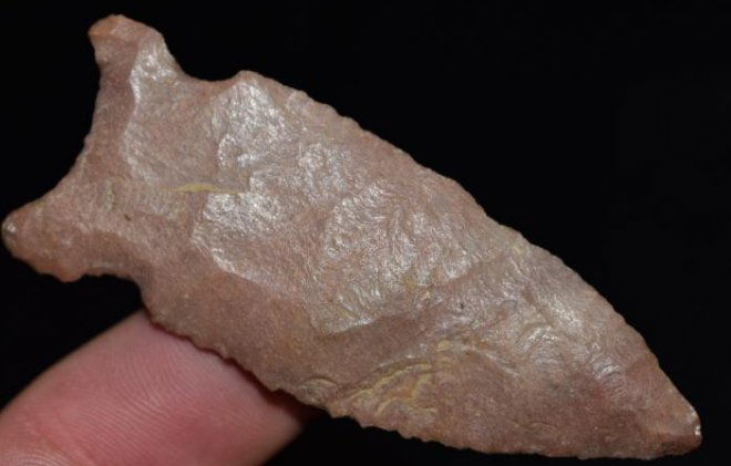 3" Graham Cave, Nicely made from light red chert, (1 of 6)