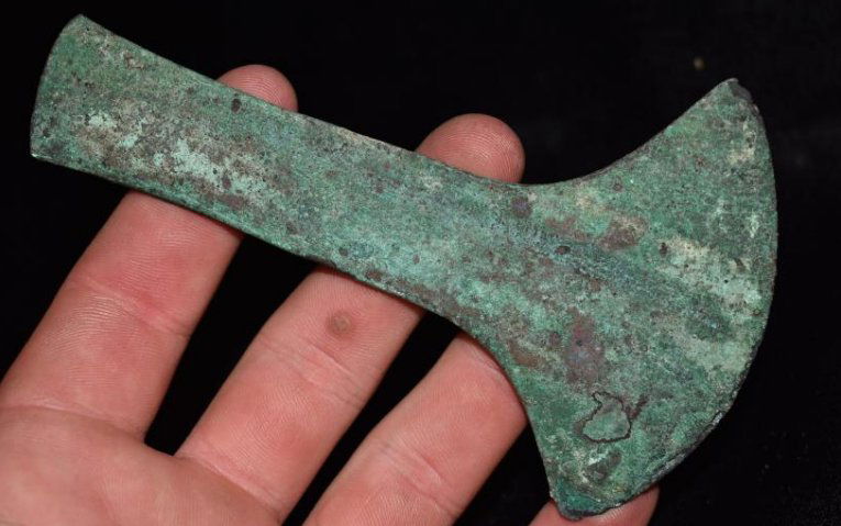 5 1/8" Long very fine Copper Inca Tumi Knife (1 of 7)