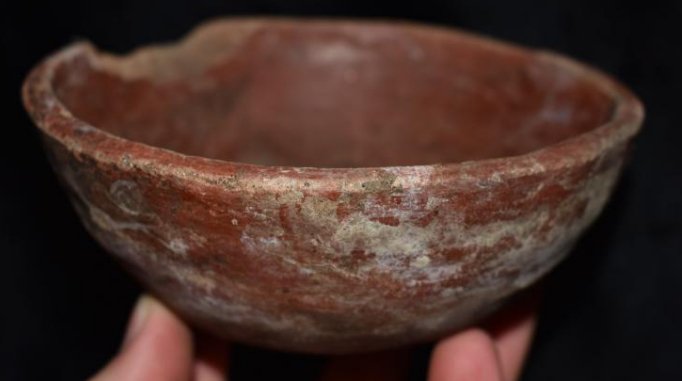 5" Dia Tarahumara Pottery Vessel, Northern Mexico Rim: 5” Dia Tarahumara Pottery Vessel, Northern Mexico Rim Chips