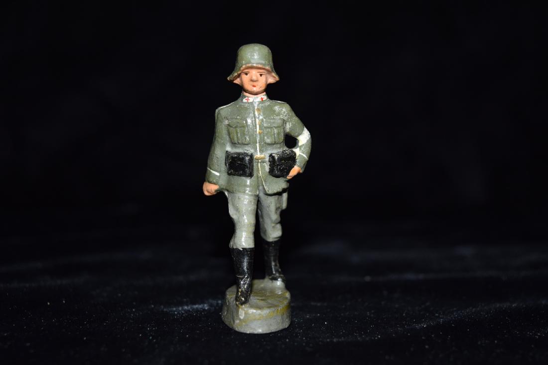 Combat Medic Soldier Toy Germany WWI Era (1 of 5)