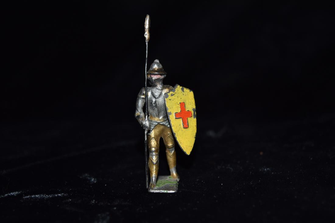 Lead/Tin Medieval Knight with Spear Toy European Early: Lead/Tin Medieval Knight with Spear Toy European Early 20th Century