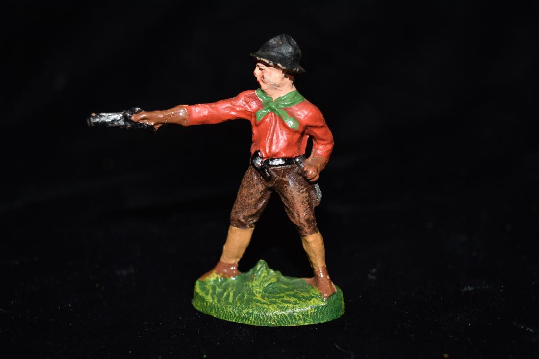 Elastolin Cowboy Shooting Revoler Toy Germany Early (1 of 6)