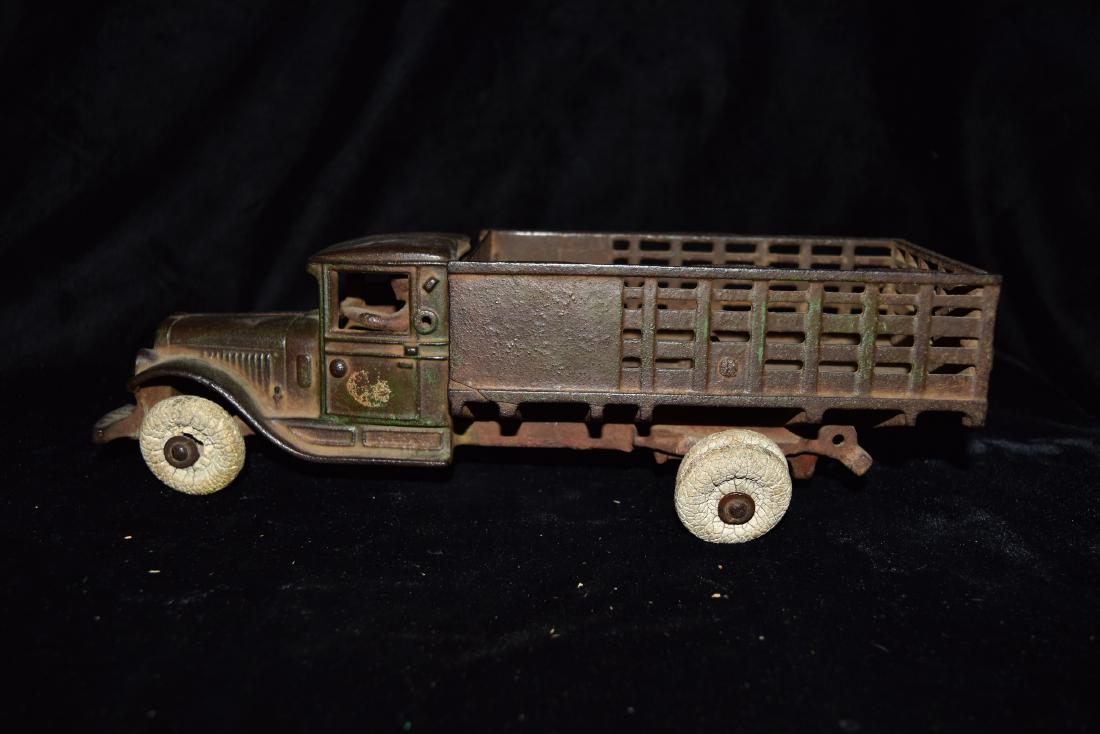 Cast Iron Moving Truck with White Rubber Tires Toy USA (1 of 9)