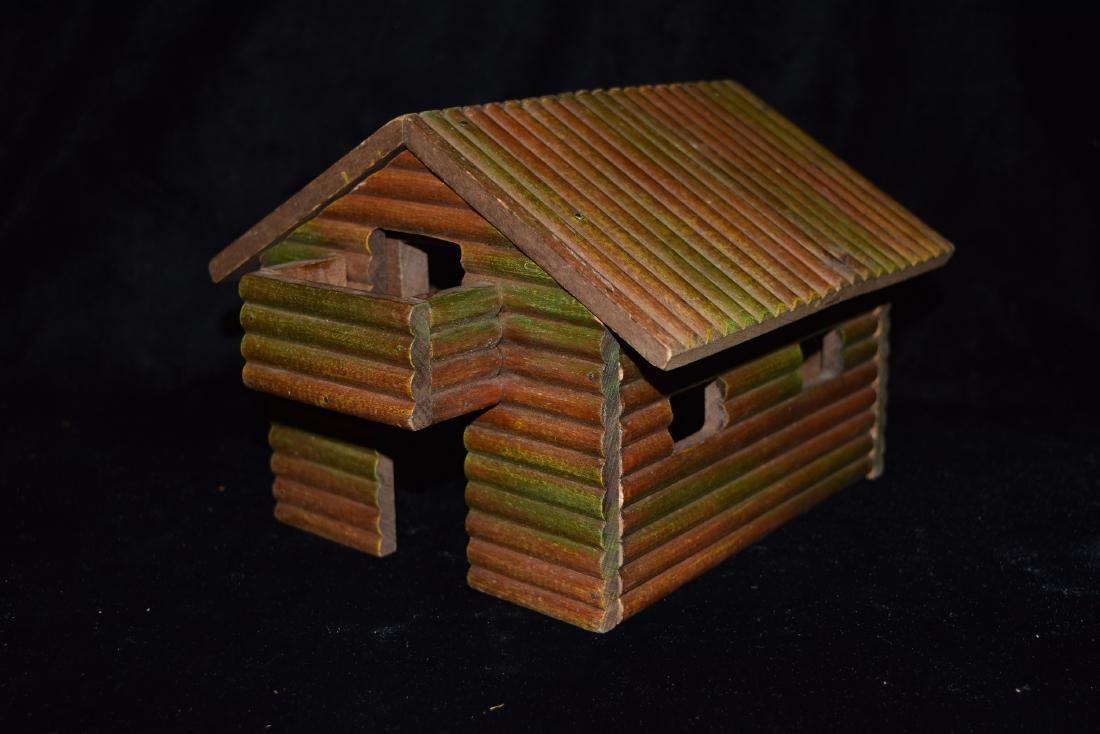 Log Cabin Model Toy Removeable Roof European (1 of 9)