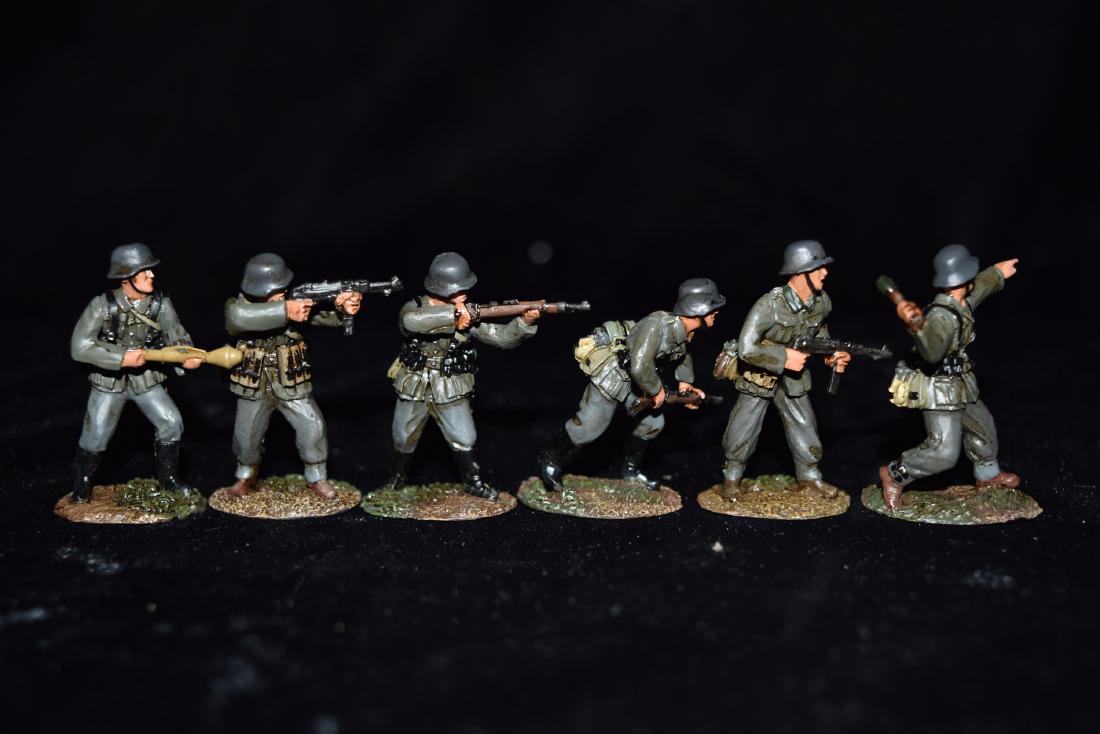 Corgi Forward March WWII German Infantry Set 1944 6 (1 of 11)