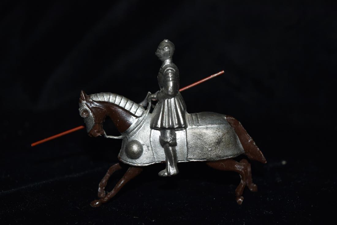 Lead/Tin Knight on Horse Holding Lance with Moveable (1 of 6)