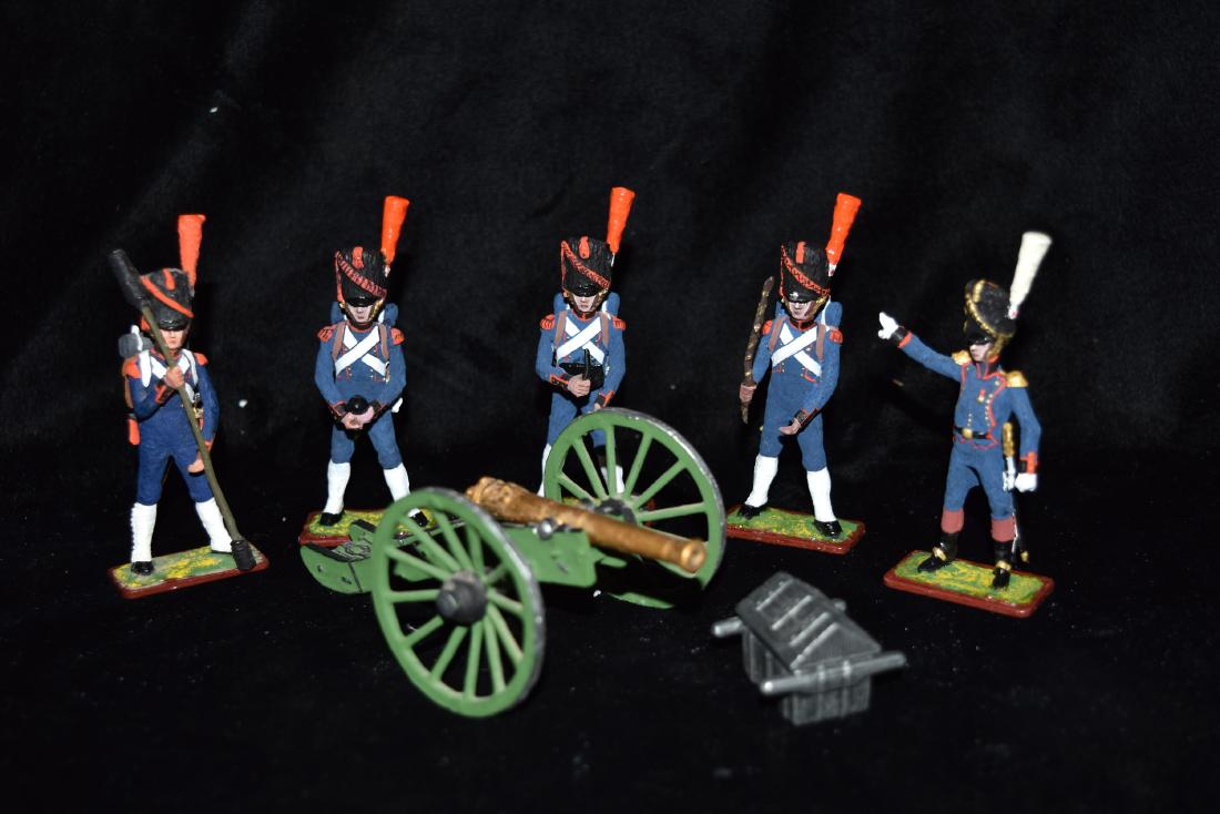 Tin French Artillery Soldiers and Cannon Toy Set Russia (1 of 12)