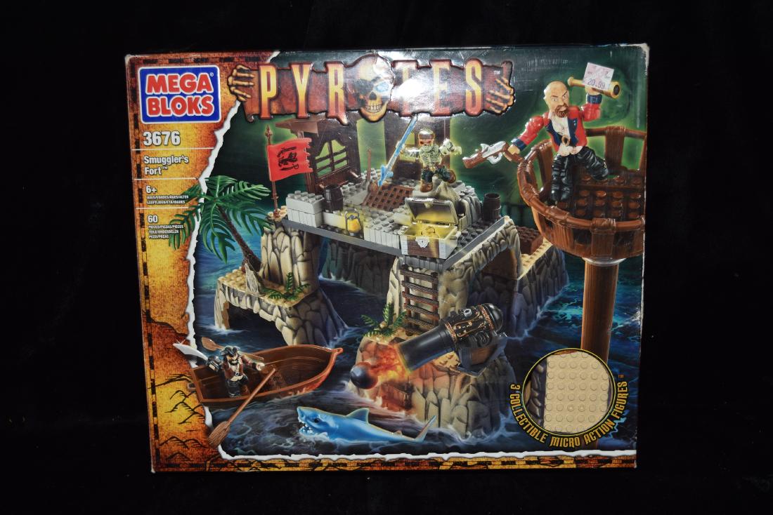 Mega Bloks Pyrates Plastic Complete Toy Set (1 of 3)