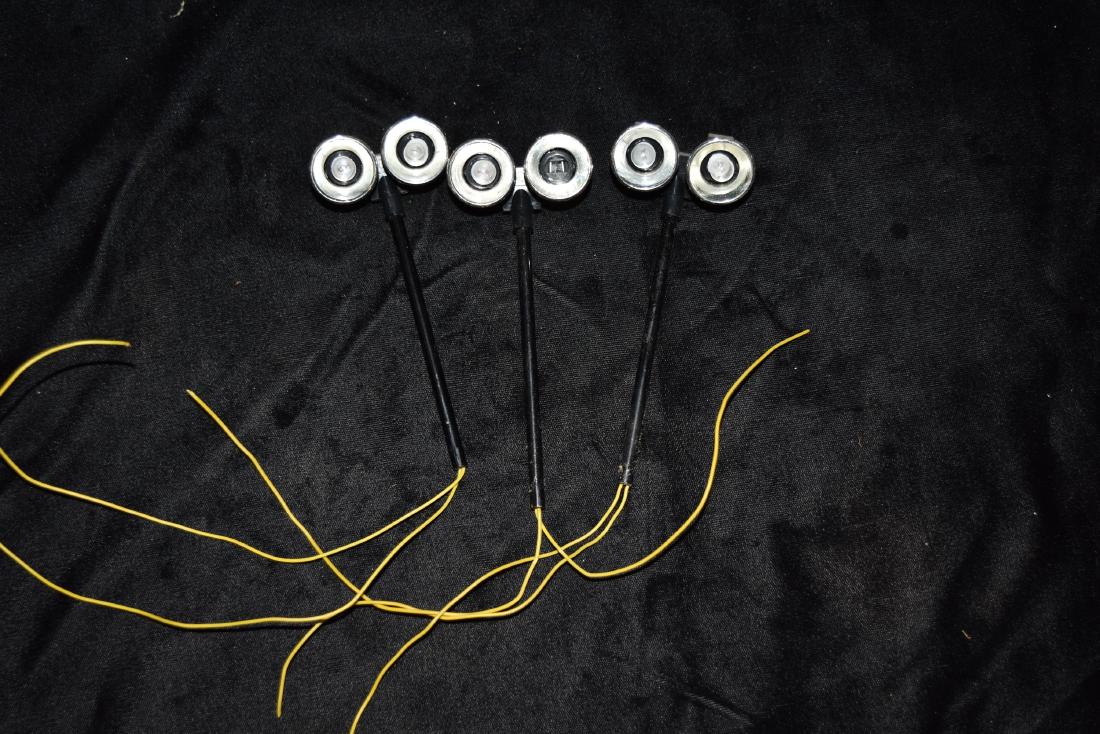 Lot of 3 Metal Railroad Electric Light Towers for Train: Lot of 3 Metal Railroad Electric Light Towers for Train Model Toy