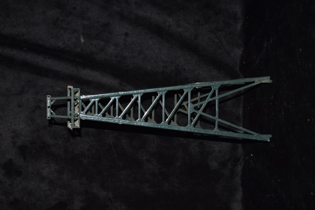 Metal Oil Rig Tower for Train Model Toy (1 of 5)