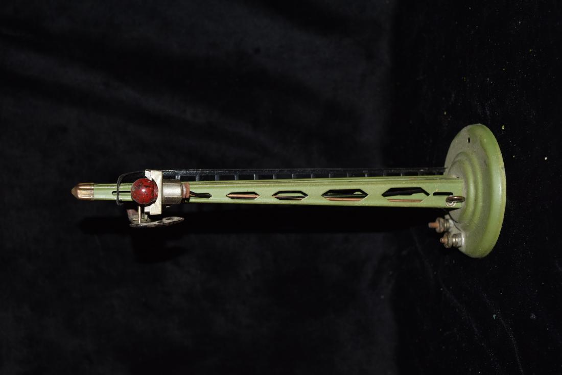 Lionel Trains Metal Electric Light Tower with Moving (1 of 7)