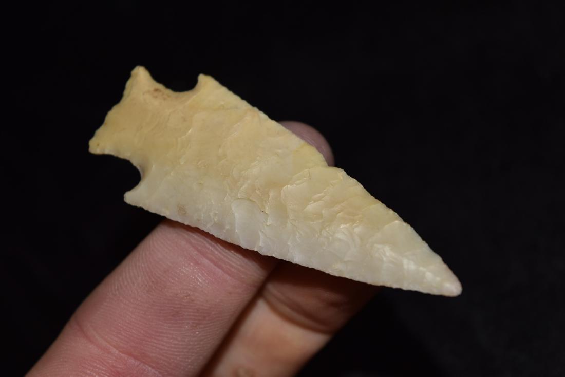 2 5/8" Novaculite Corner Notch, Highly Translucent, (1 of 6)